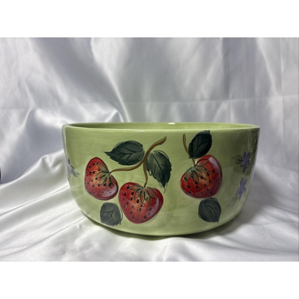 VTG Claire Murray Fruits N Berries strawberry-topped spring Large Bowl 11"